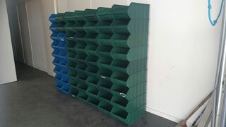 Ca. 63x Grote Magazijnbakken, Overtoom, Groen/blauw